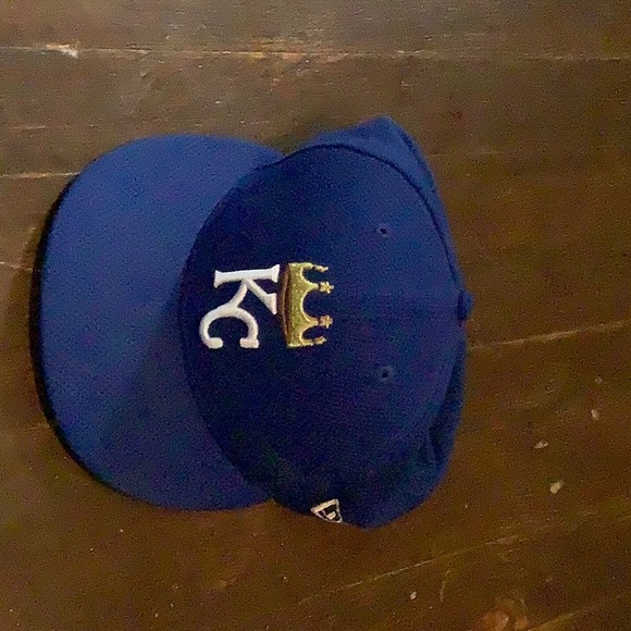 New Era Fitted Cap - Picture 1 of 1